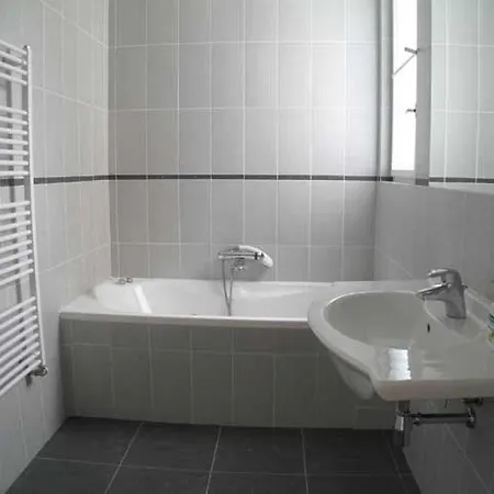Apartments Bratislava Apartamento *