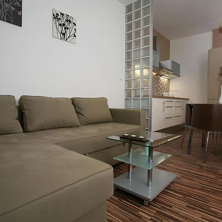 Apartments Bratislava Apartamento