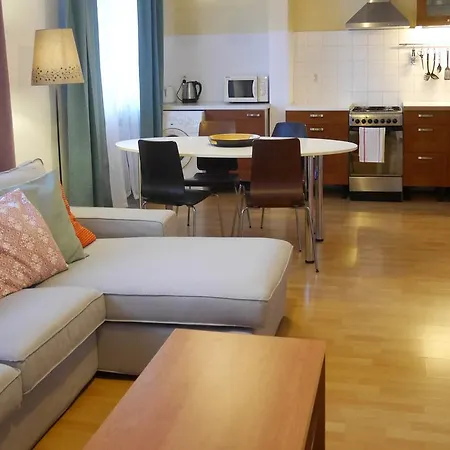 Apartments Bratislava Apartamento *