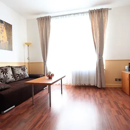Апартаменты Apartments Bratislava *